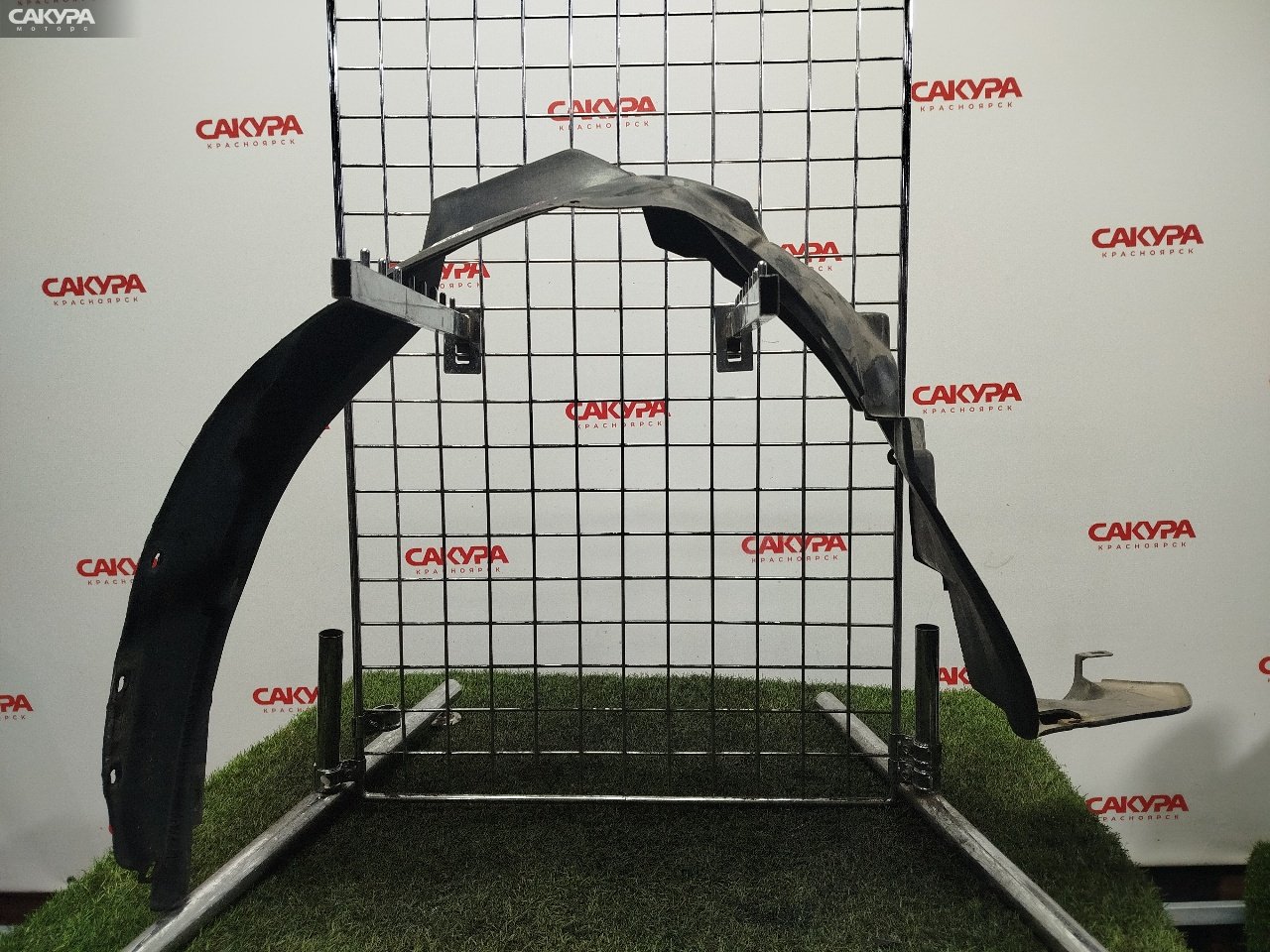Подкрылок передний правый Honda Stepwgn RF1 B20B: купить в Сакура Красноярск.