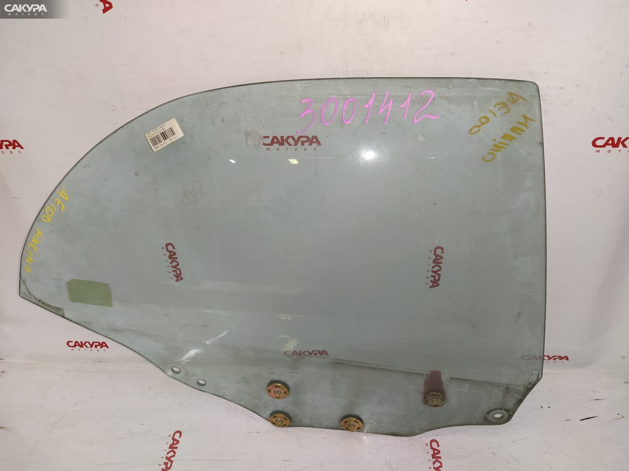 Стекло боковое заднее правое Toyota Sprinter Marino AE100: купить в Сакура Красноярск.
