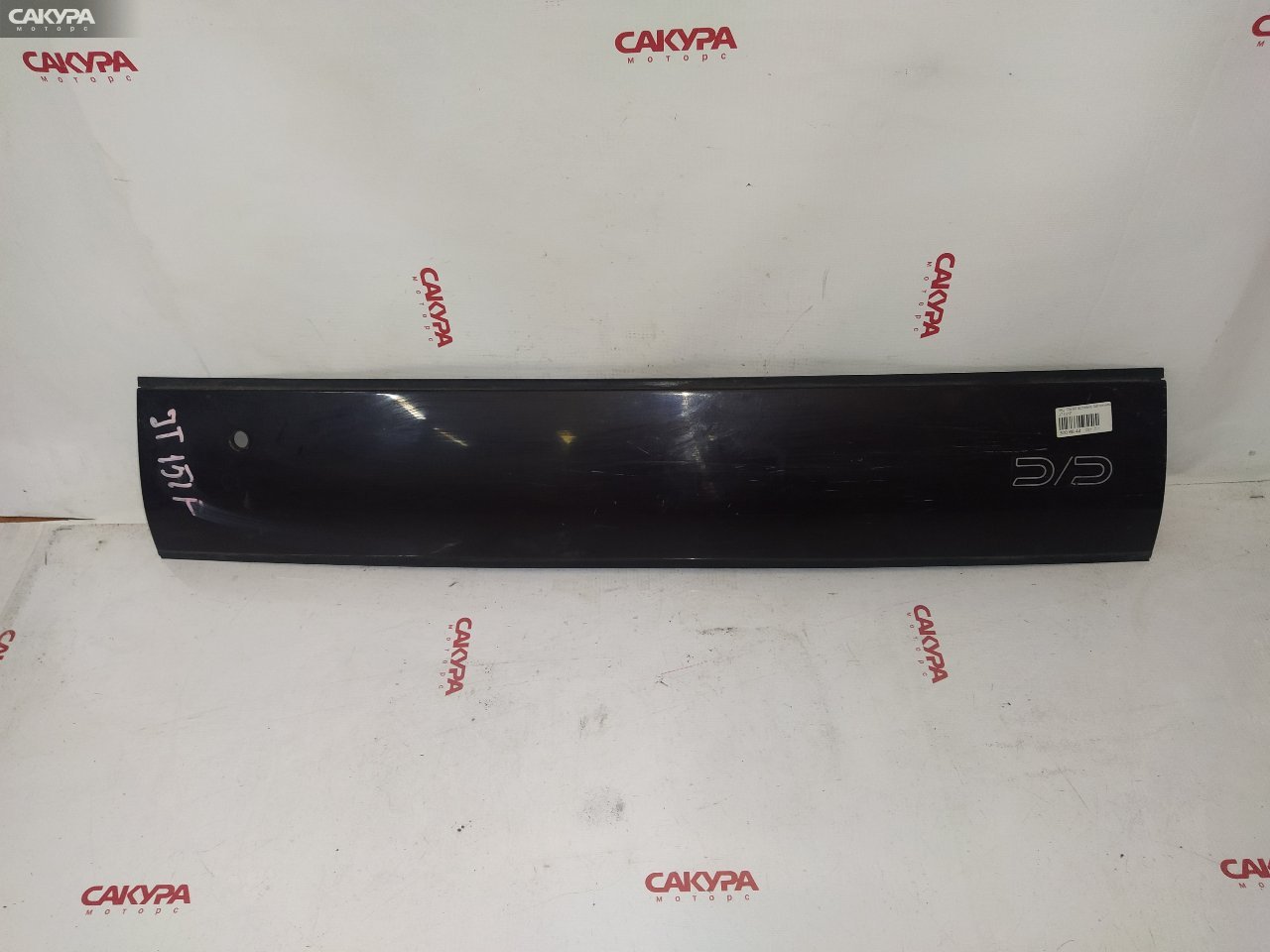 Фонарь вставка багажника Isuzu Gemini JT151F: купить в Сакура Красноярск.