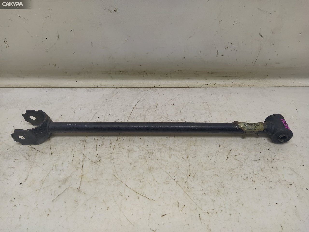 Тяга задняя Toyota Sprinter AE91 5A-FE: купить в Сакура Красноярск.