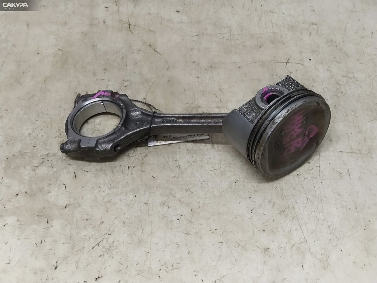 Поршень с шатуном Honda D15B: купить в Сакура Красноярск.