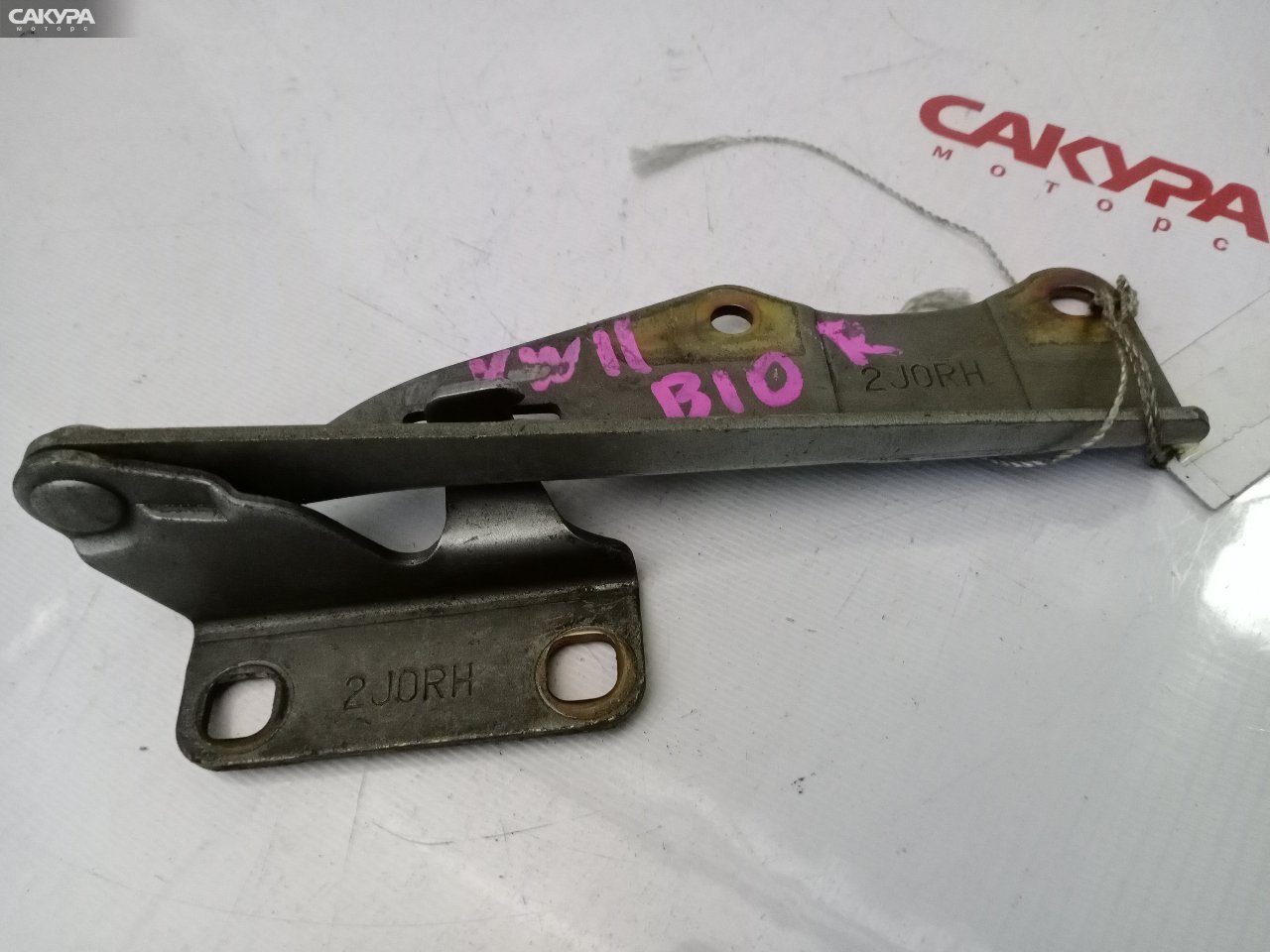 Кронштейн капота правый Nissan Expert VW11: купить в Сакура Красноярск.