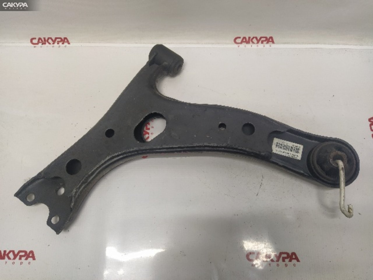 Рычаг подвески передний правый Toyota Prius NHW10 1NZ-FXE: купить в Сакура Красноярск.