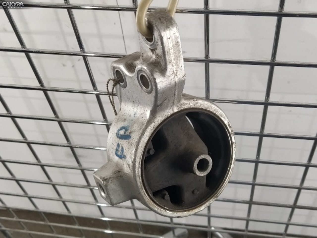 Подушка двигателя правая Nissan Sunny FNB14 GA15DE: купить в Сакура Красноярск.