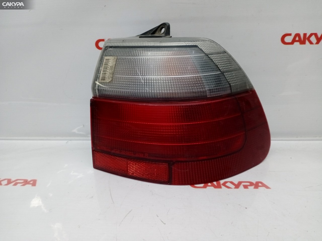 Фонарь стоп-сигнала правый Nissan Avenir PNW10 220-24703: купить в Сакура Красноярск.