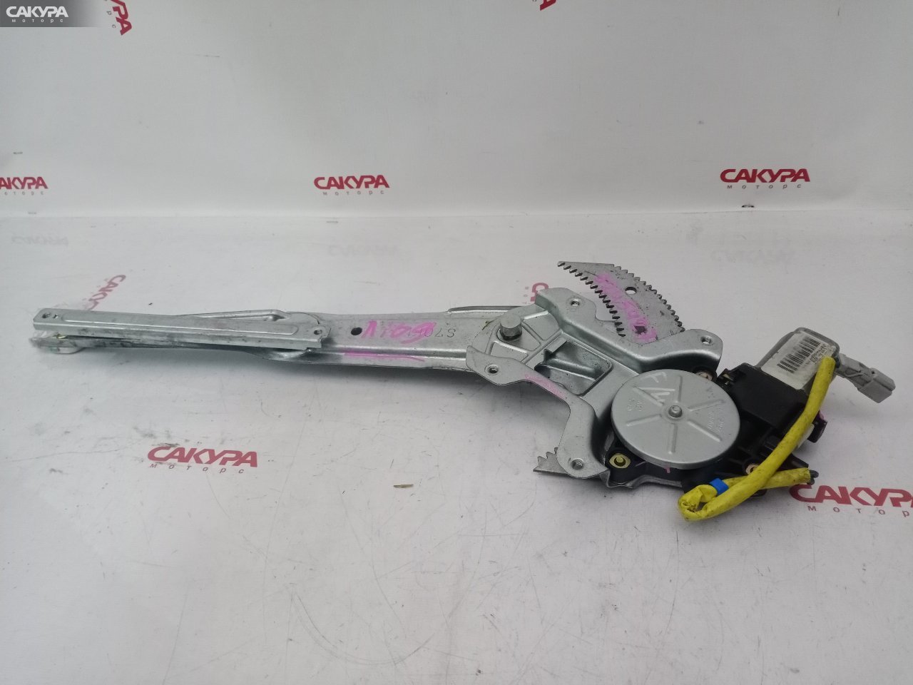 Стеклоподъемник передний левый Honda S-MX RH1 B20B: купить в Сакура Красноярск.