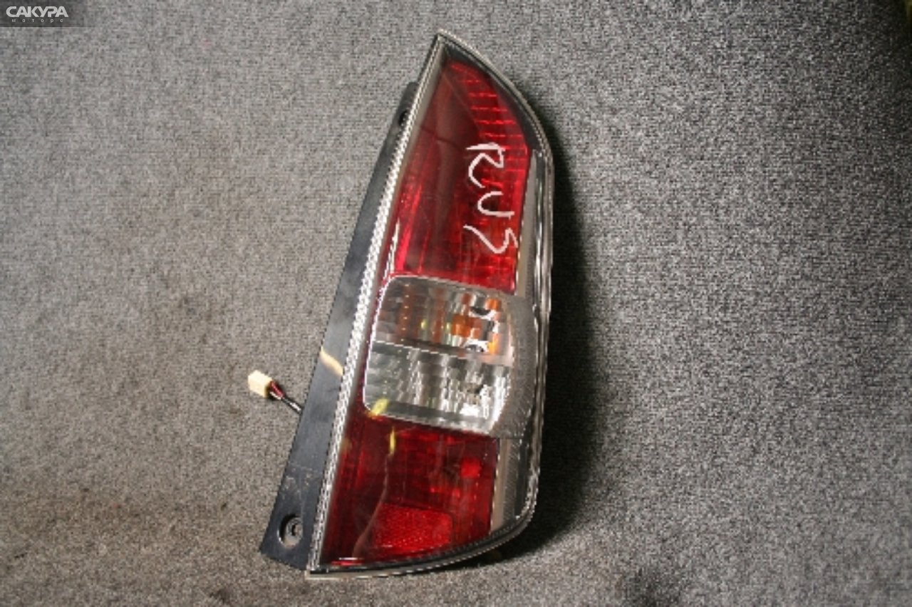 Фонарь стоп-сигнала правый Toyota Passo KGC10 220-51762: купить в Сакура Красноярск.