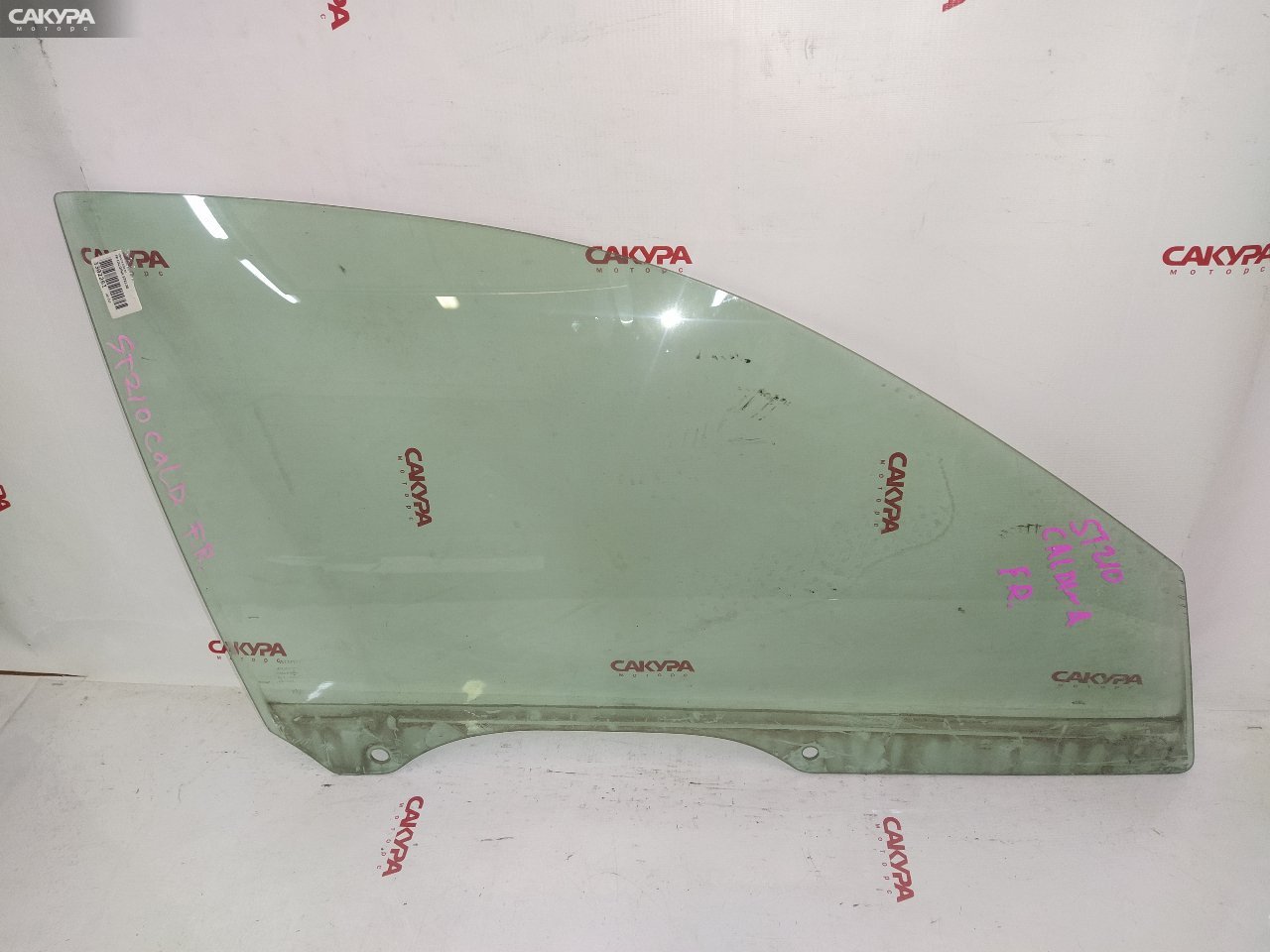 Стекло боковое переднее правое Toyota Caldina ST210: купить в Сакура Красноярск.