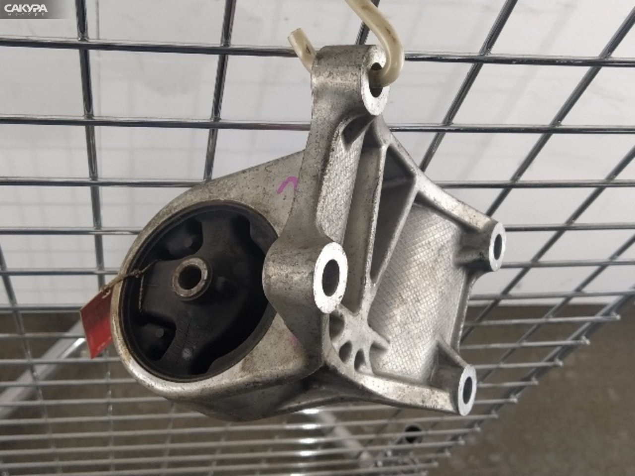 Подушка двигателя левая Nissan Sunny FB15 QG15DE: купить в Сакура Красноярск.