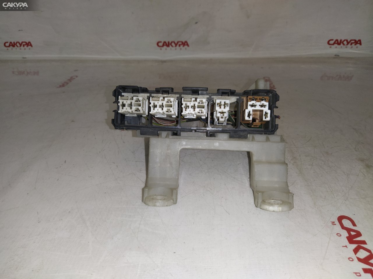 Блок реле и предохранителей Nissan Bluebird Sylphy QG10 QG18DE: купить в Сакура Красноярск.