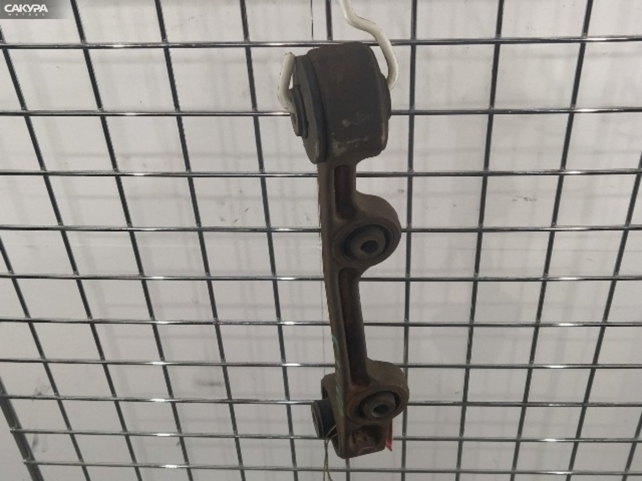 Подушка редуктора задняя Mitsubishi Airtrek CU4W 4G64: купить в Сакура Красноярск.