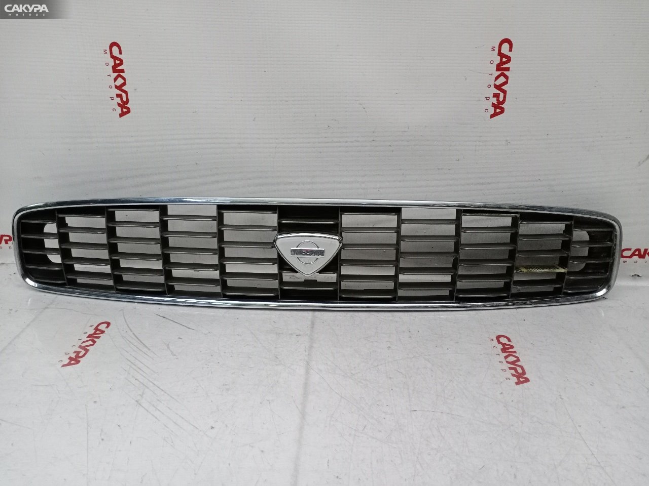 Решетка радиатора Nissan Bluebird EU13 SR18DE: купить в Сакура Красноярск.
