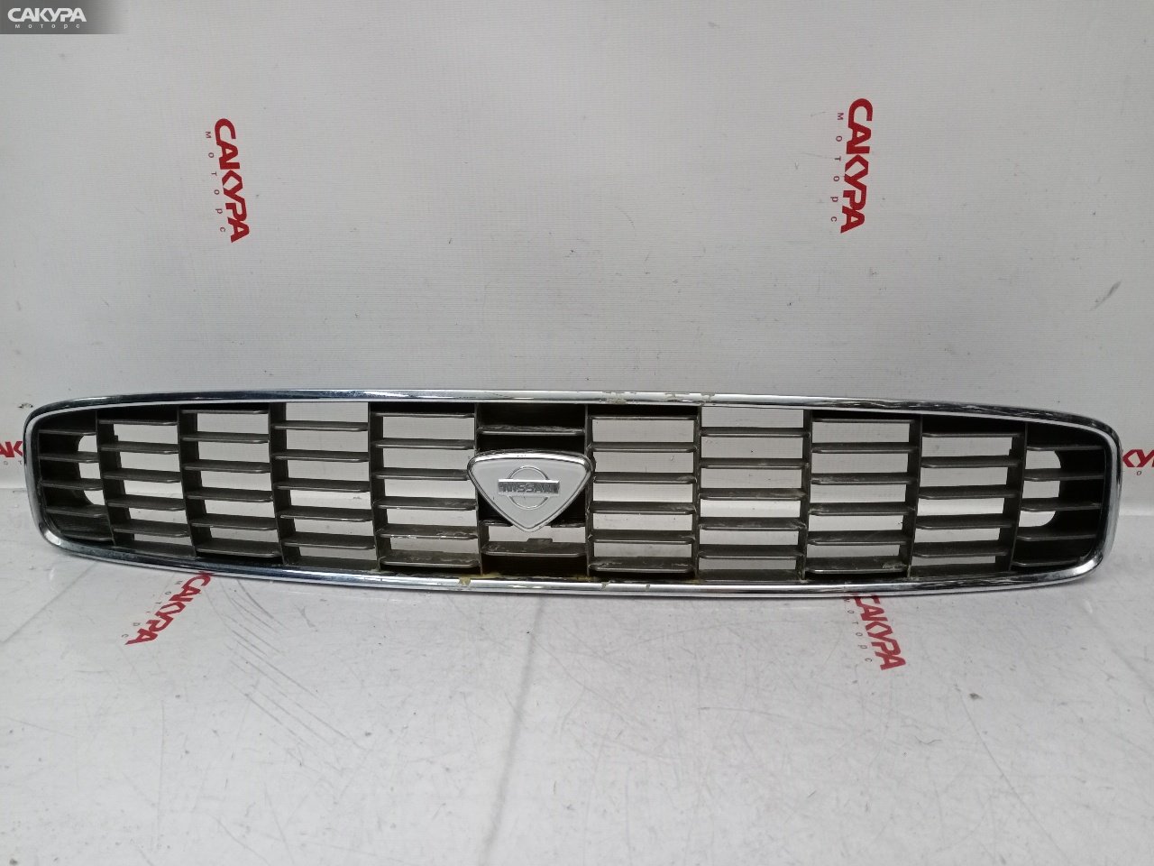 Решетка радиатора Nissan Bluebird EU13 SR18DE: купить в Сакура Красноярск.