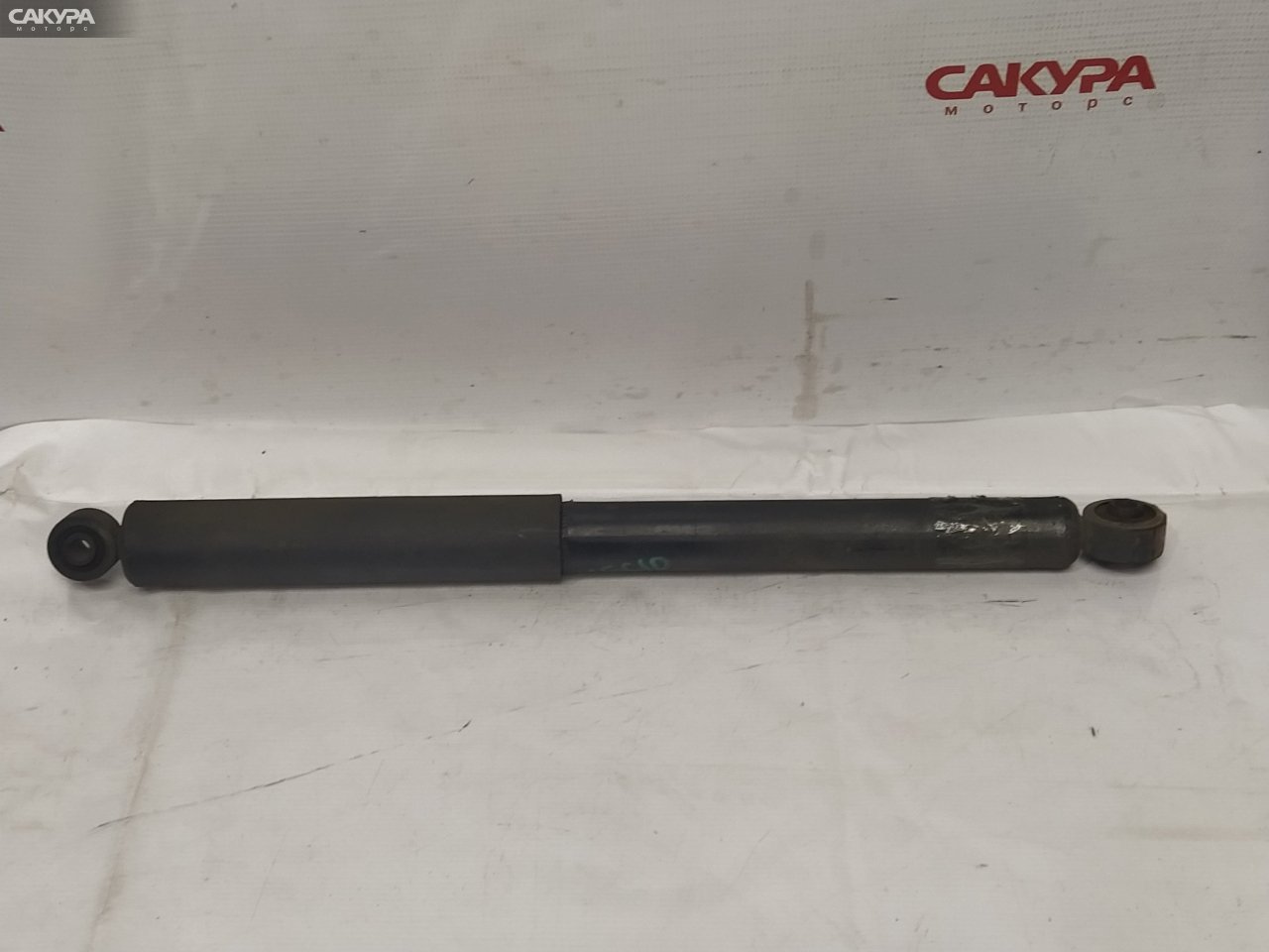 Амортизатор задний Toyota Passo KGC10 1KR-FE: купить в Сакура Красноярск.
