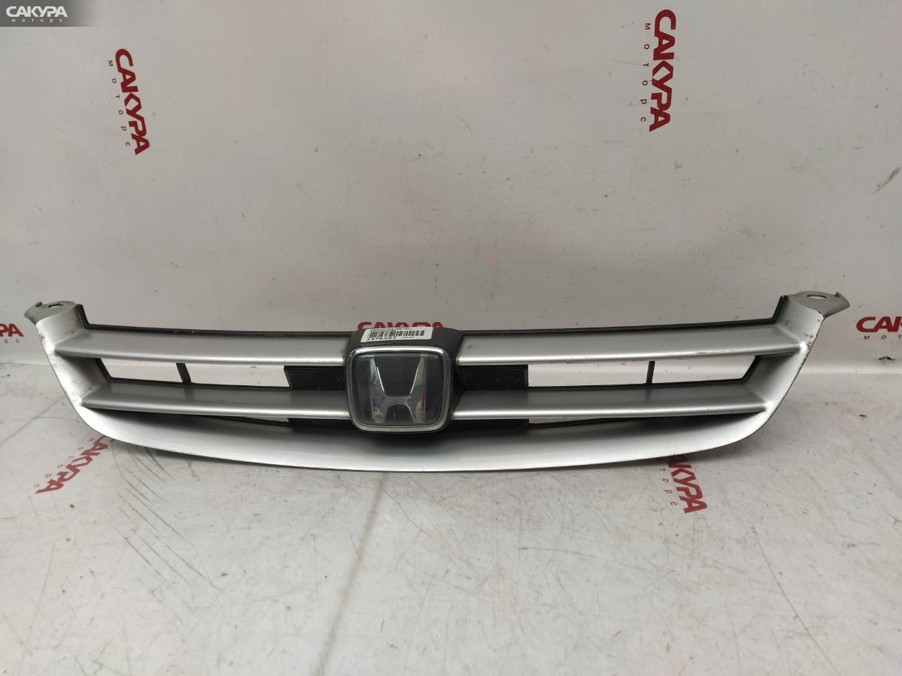 Решетка радиатора Honda Accord Wagon CF6 F23A: купить в Сакура Красноярск.