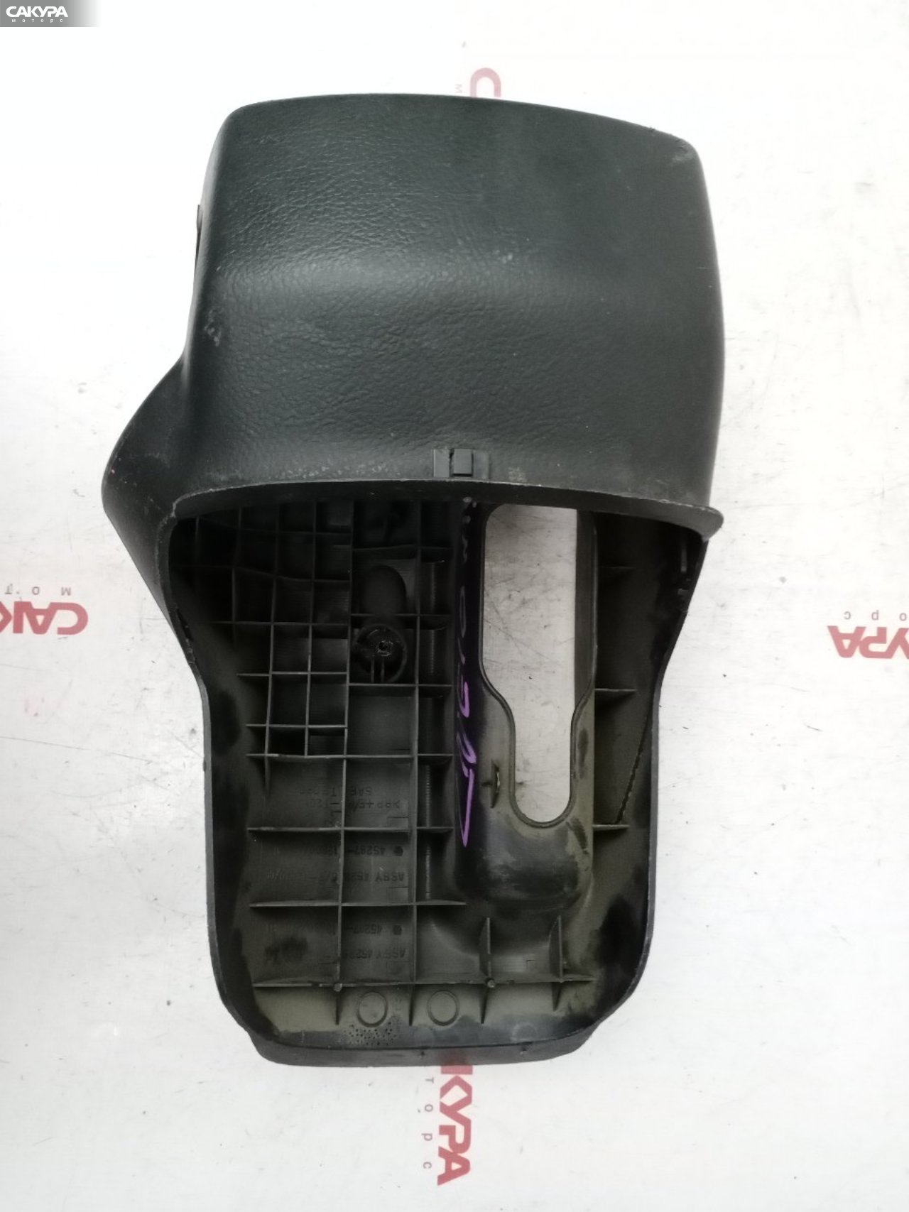 Кожух рулевой колонки Toyota Wish ZNE10G 1ZZ-FE: купить в Сакура Красноярск.