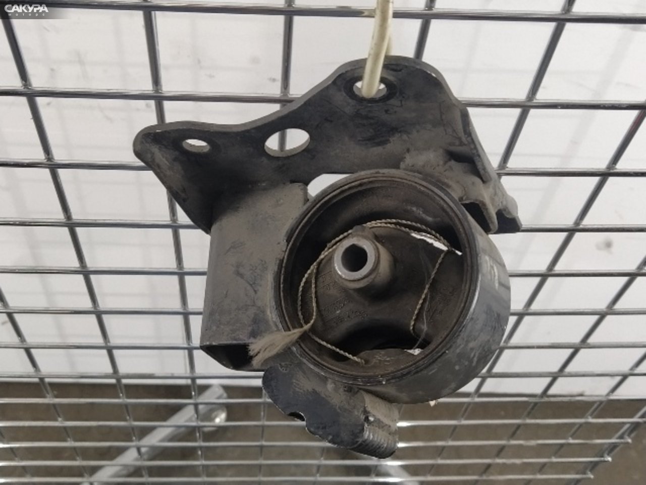 Подушка двигателя левая Nissan Primera P11 SR18DE: купить в Сакура Красноярск.