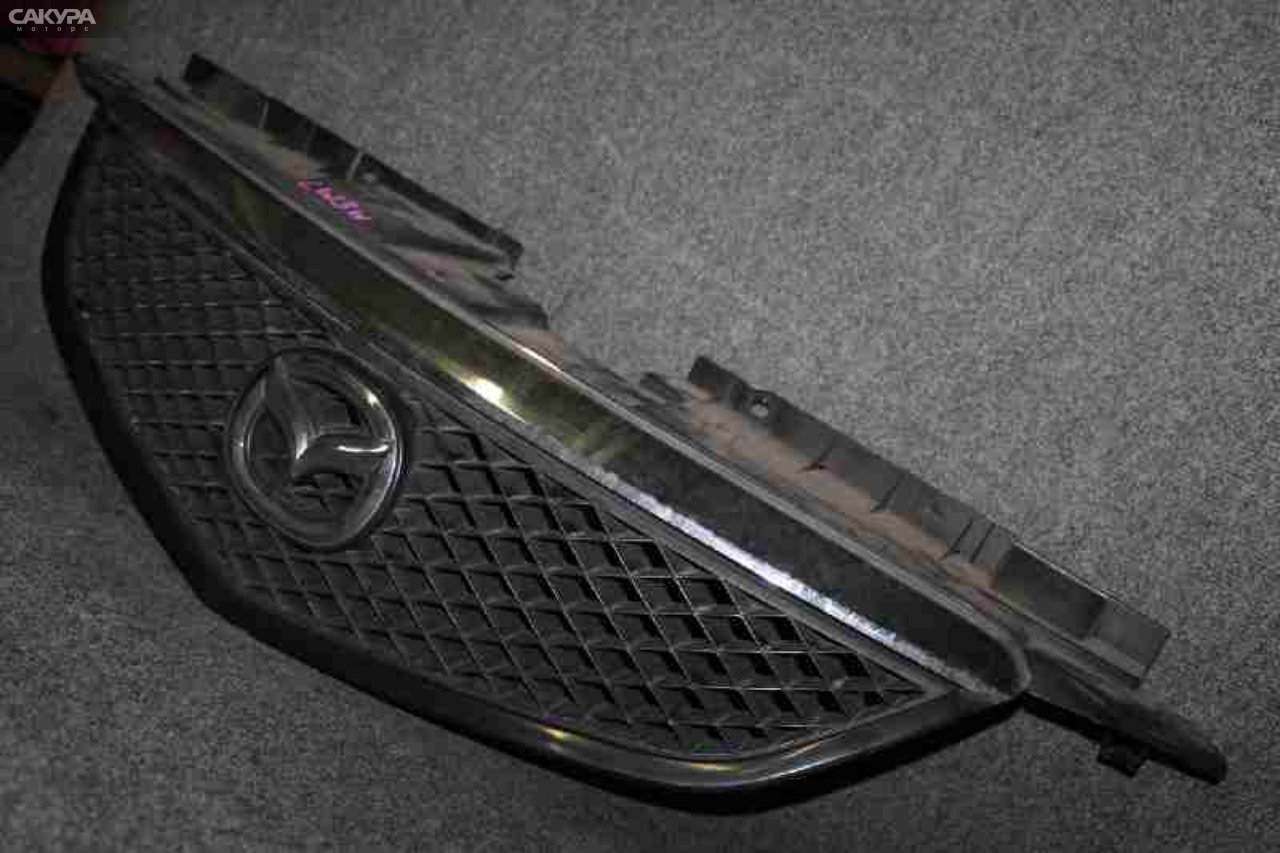 Решетка радиатора Mazda MPV LW3W L3-DE: купить в Сакура Красноярск.