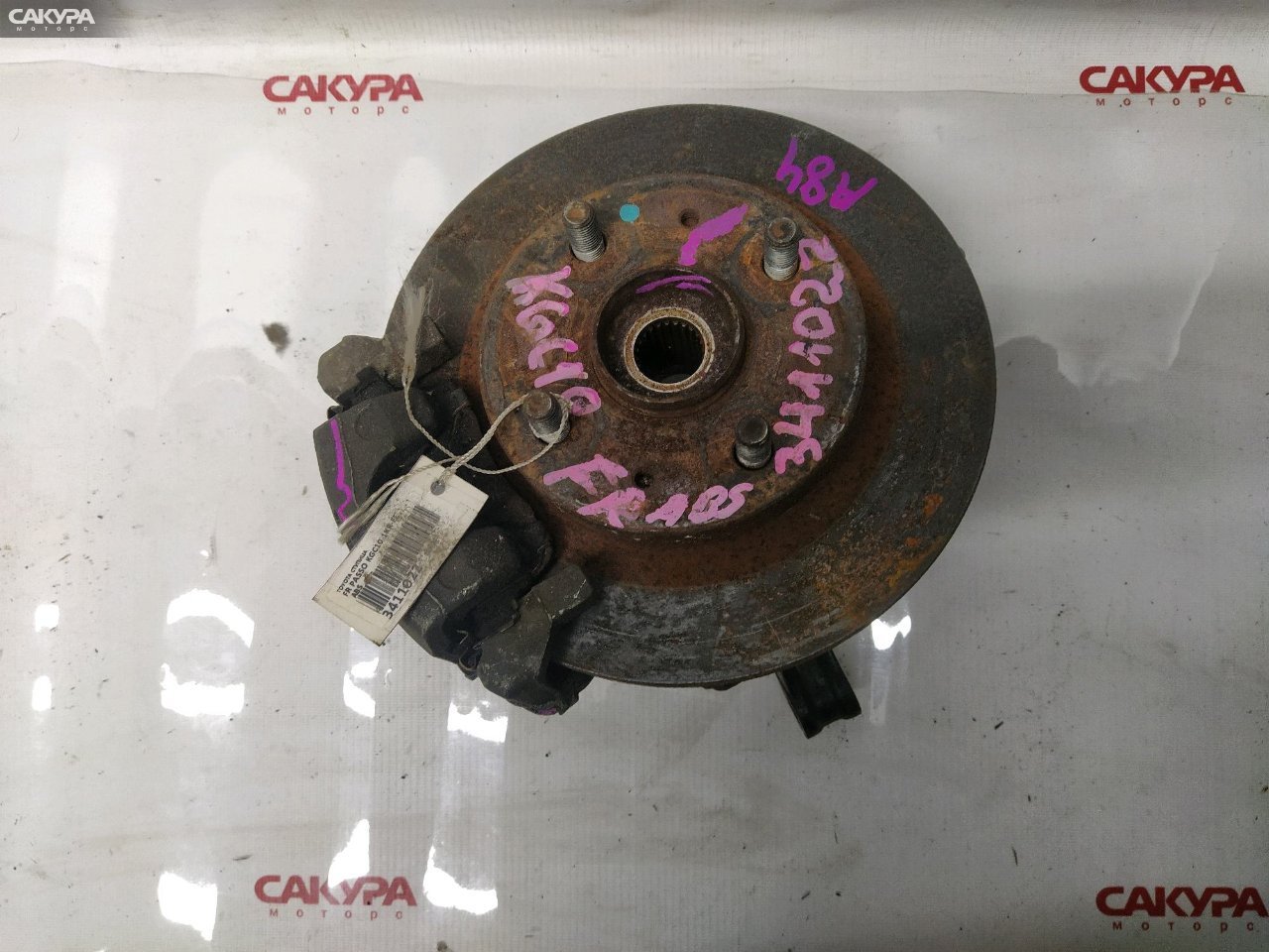 Ступица передняя правая Toyota Passo KGC10 1KR-FE: купить в Сакура Красноярск.