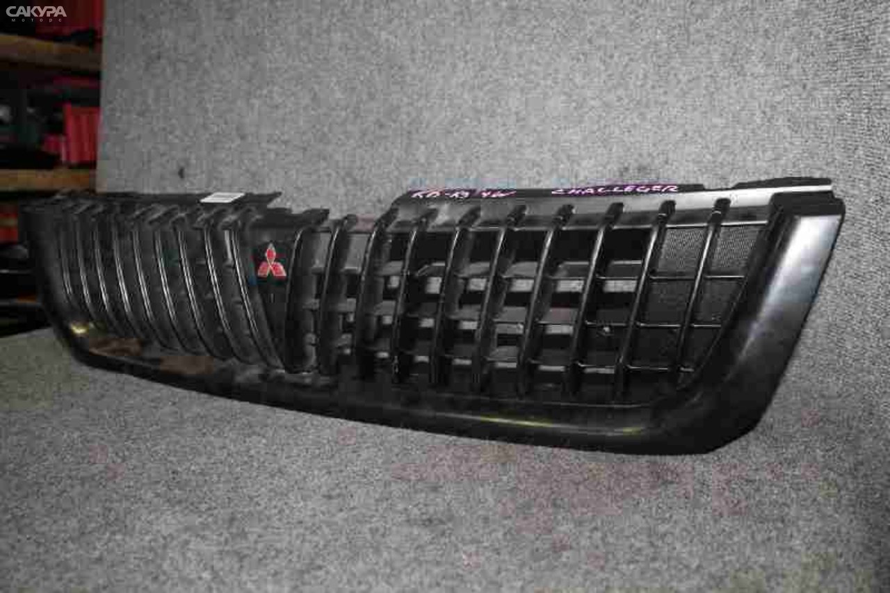 Решетка радиатора Mitsubishi Challenger K94W 4D56-T: купить в Сакура Красноярск.