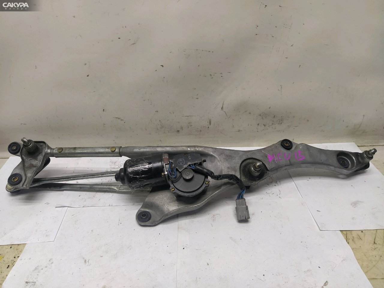 Привод дворников передний Toyota Harrier MCU15W: купить в Сакура Красноярск.