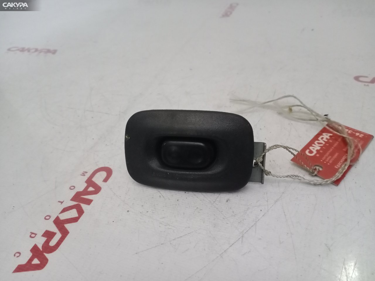 Кнопка стеклоподъемника Nissan Wingroad WFY10 GA15DE: купить в Сакура Красноярск.