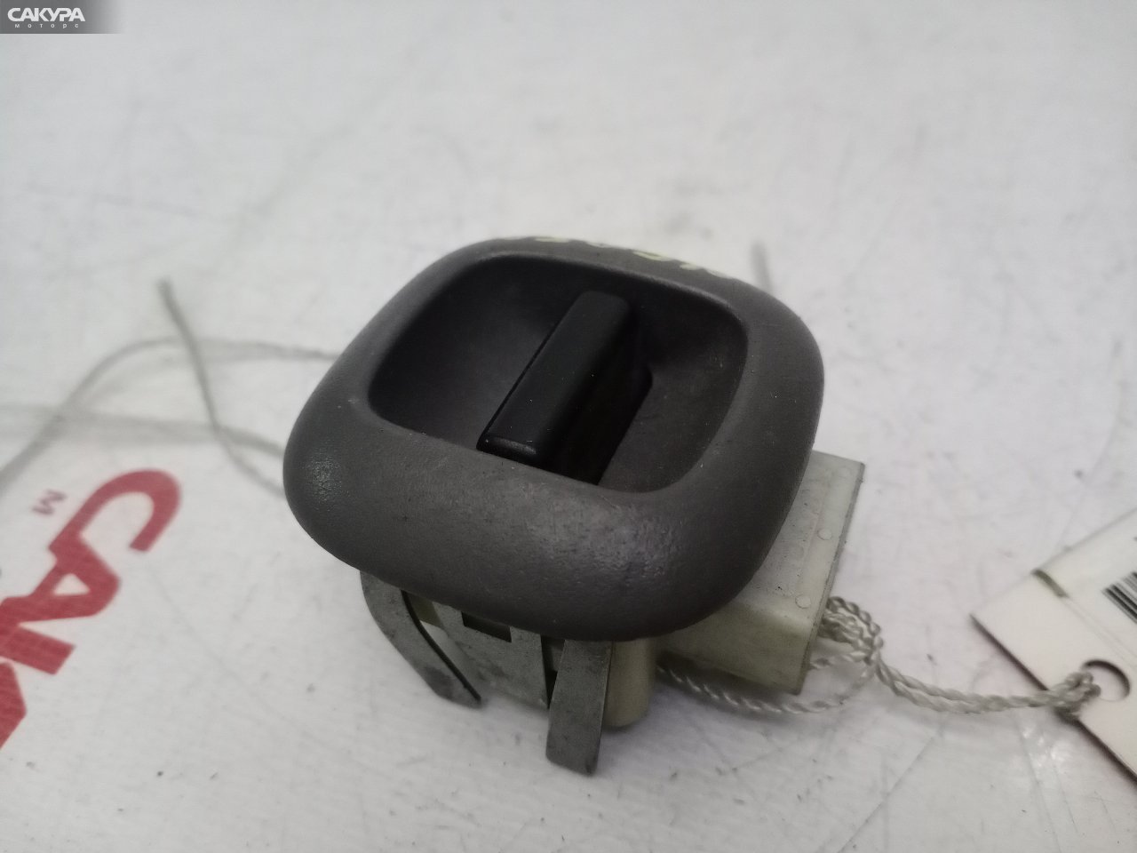 Кнопка стеклоподъемника Toyota Probox NCP50V 2NZ-FE: купить в Сакура Красноярск.