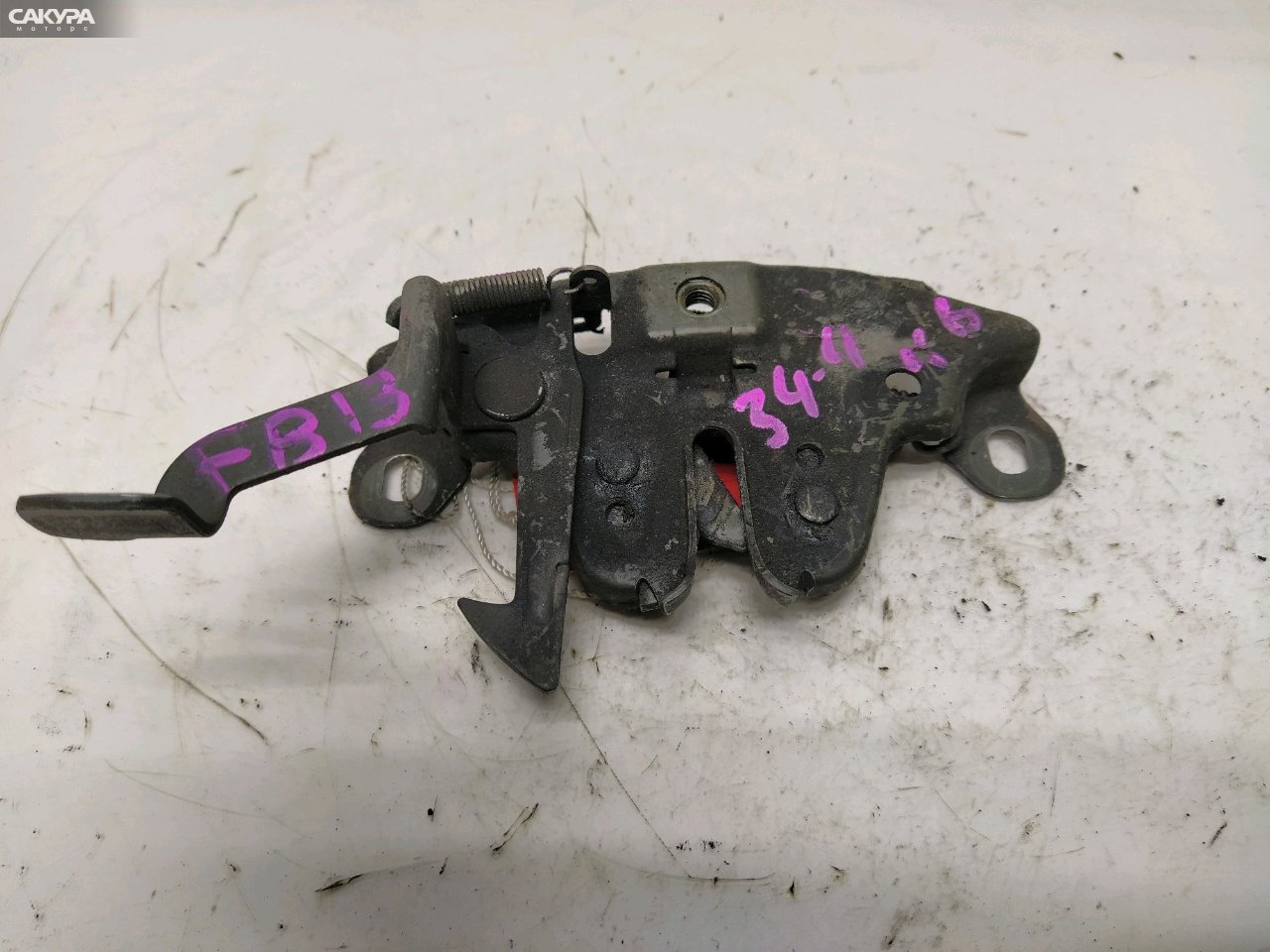 Замок капота Nissan Sunny FNB13 GA15DS: купить в Сакура Красноярск.