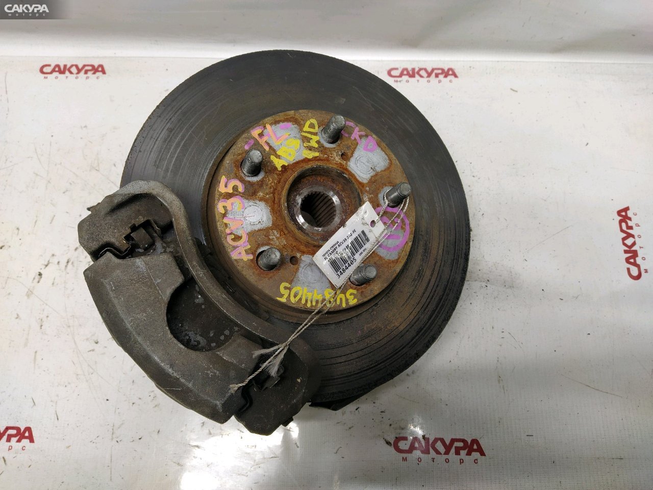 Ступица передняя левая Toyota Camry ACV35 2AZ-FE: купить в Сакура Красноярск.