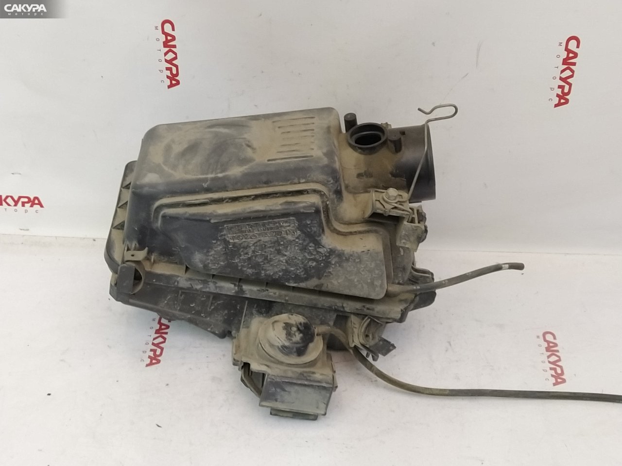 Корпус воздушного фильтра Toyota Corolla Fielder ZZE123G 2ZZ-GE: купить в Сакура Красноярск.