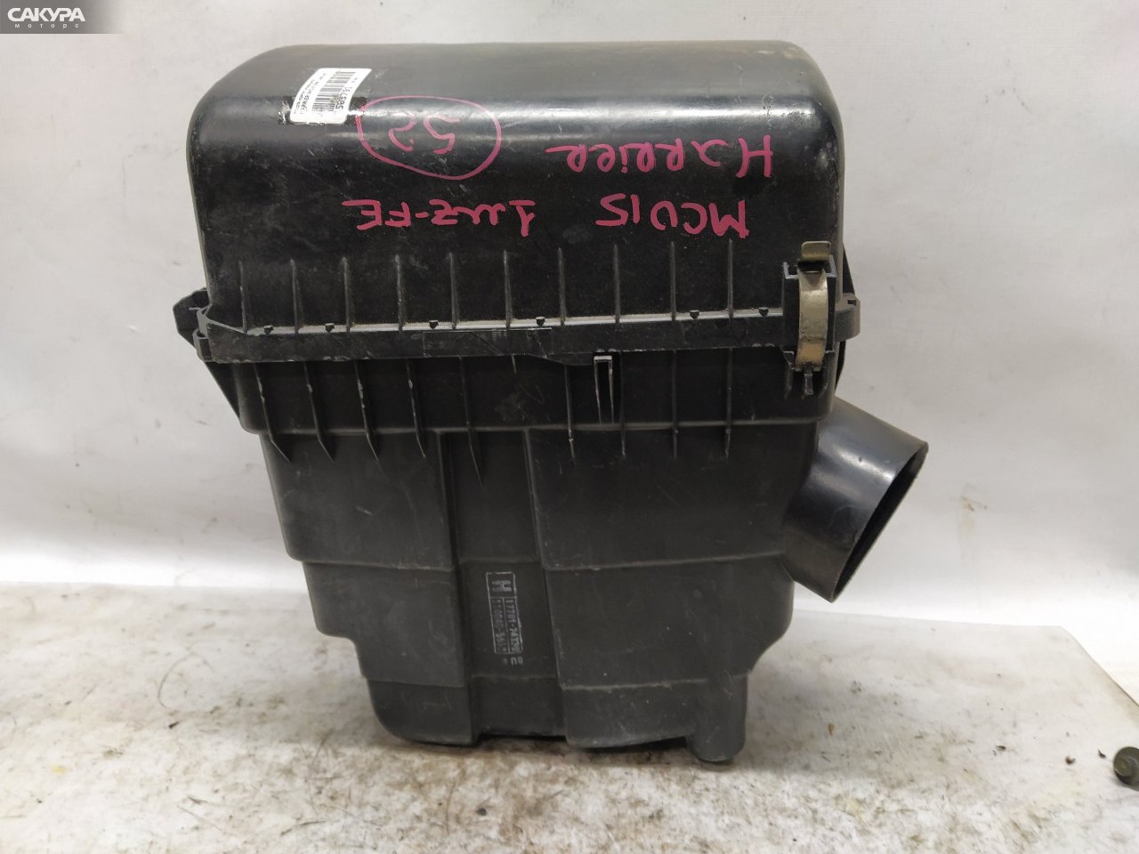 Корпус воздушного фильтра Toyota Harrier MCU15W 1MZ-FE: купить в Сакура Красноярск.