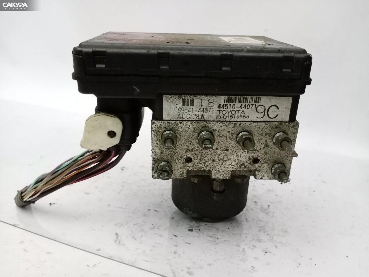 Блок ABS Toyota Nadia ACN10 1AZ-FSE: купить в Сакура Красноярск.