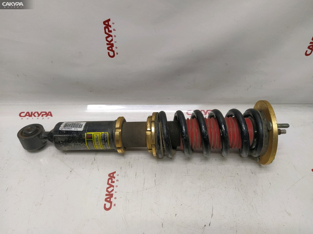 Стойка подвески передняя Toyota Crown JZS175 2JZ-FSE: купить в Сакура Красноярск.