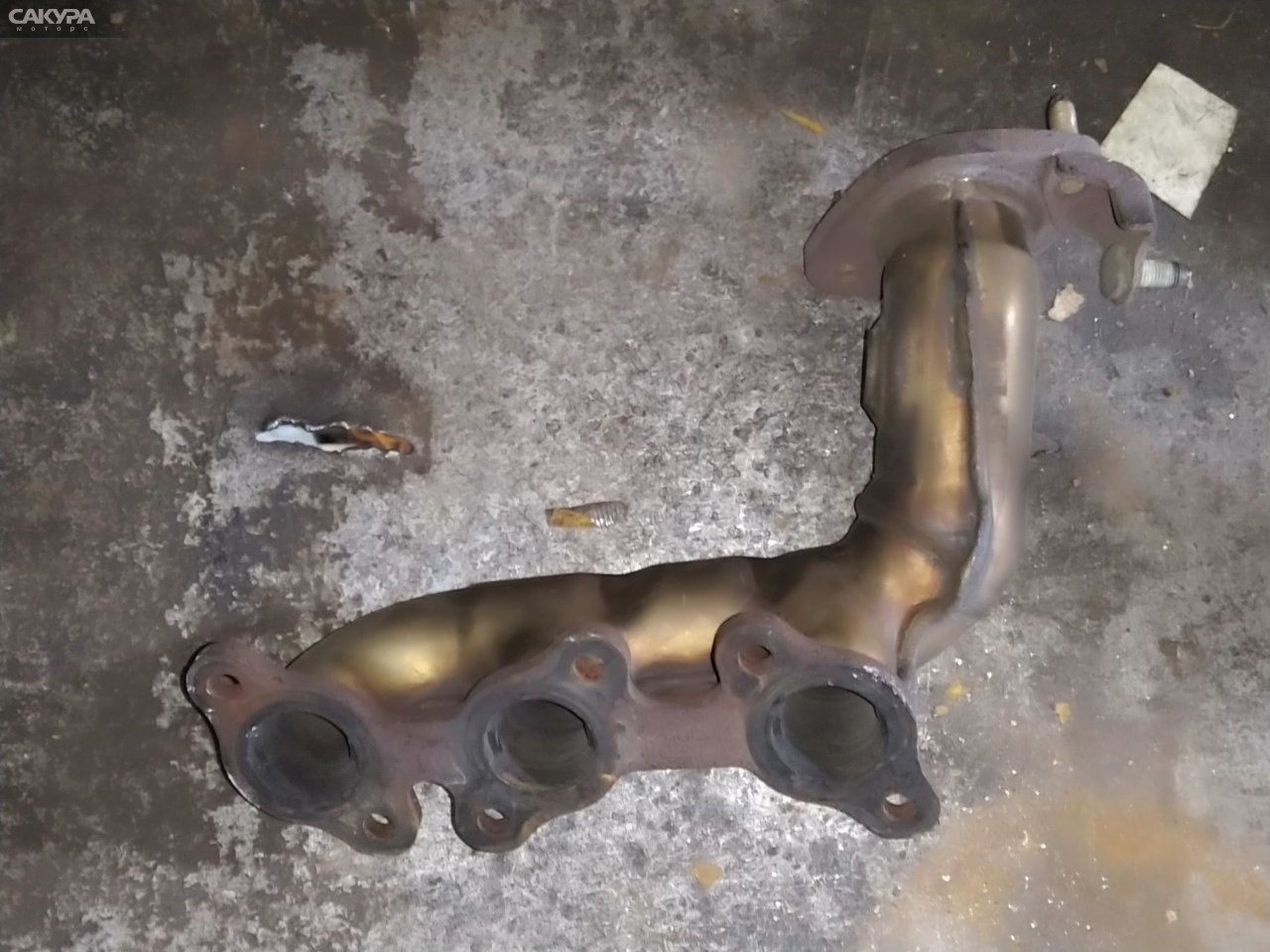 Коллектор выпускной Toyota Harrier MCU10W 1MZ-FE: купить в Сакура Красноярск.