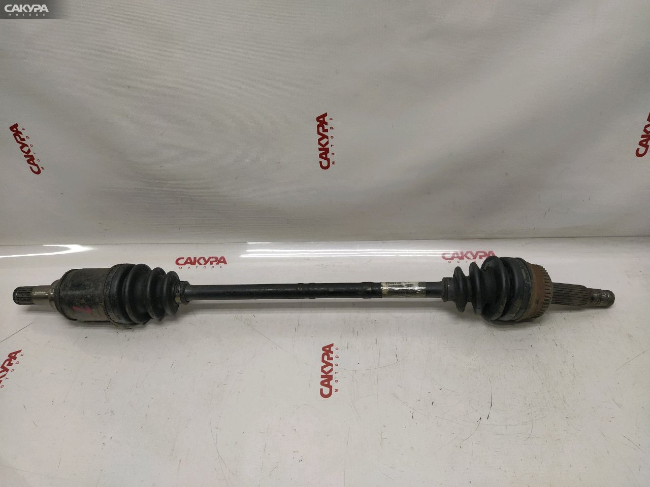 Привод задний Toyota Corolla Axio NZE144 1NZ-FE: купить в Сакура Красноярск.