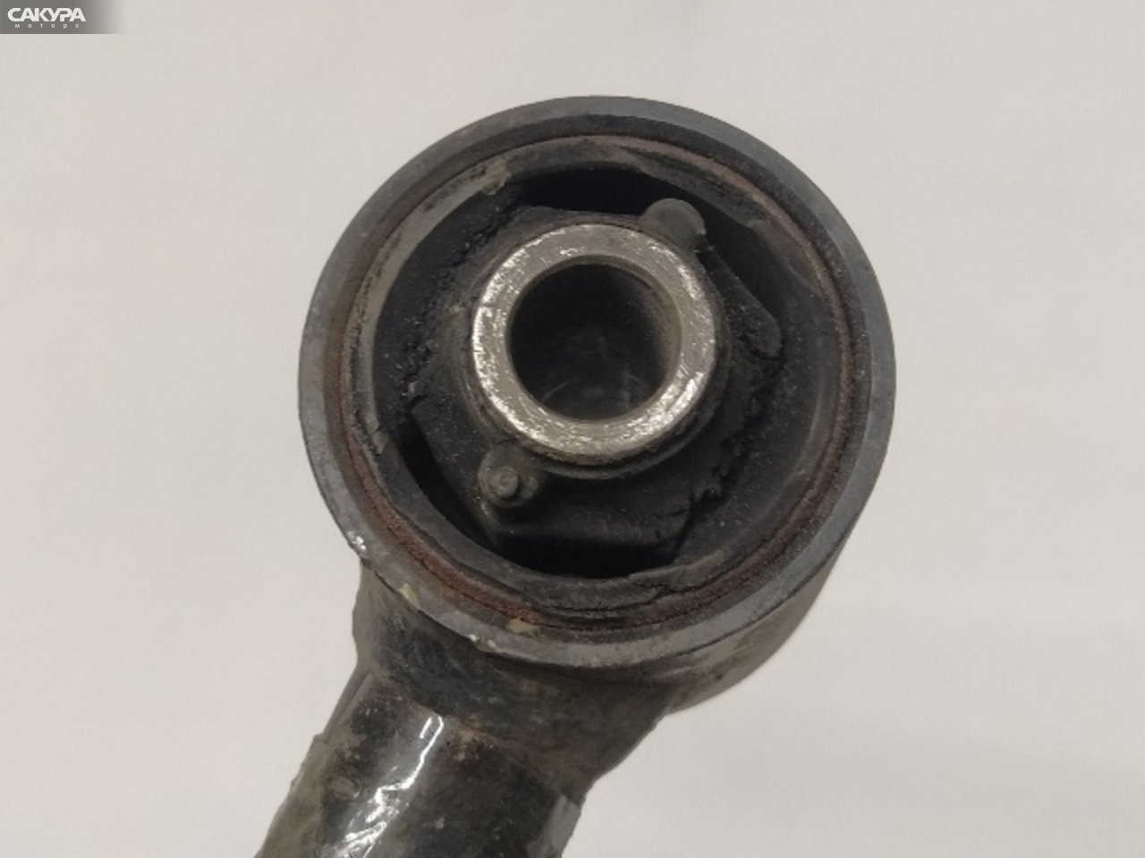 Тяга задняя Toyota Harrier MCU10W 1MZ-FE: купить в Сакура Красноярск.