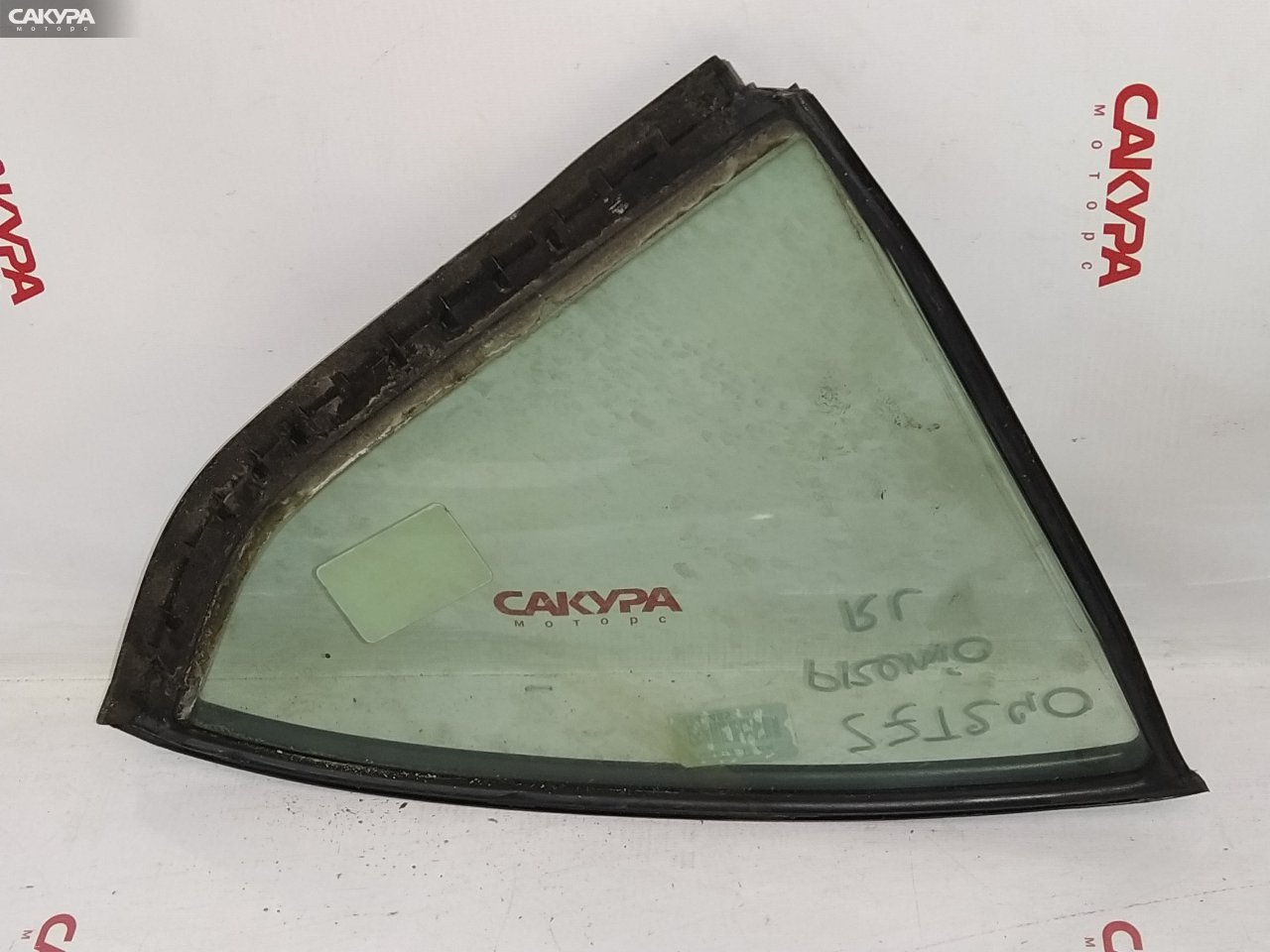 Форточка дверная задняя левая Toyota Premio ZZT240 1ZZ-FE: купить в Сакура Красноярск.