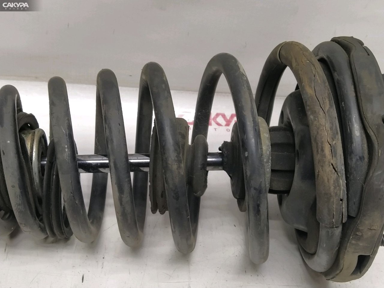 Стойка подвески передняя Nissan Bluebird HU14 SR20DE: купить в Сакура Красноярск.
