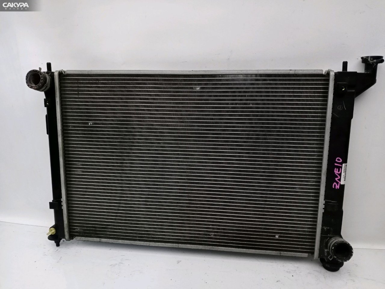 Радиатор двигателя Toyota Wish ZNE10G 1ZZ-FE: купить в Сакура Красноярск.