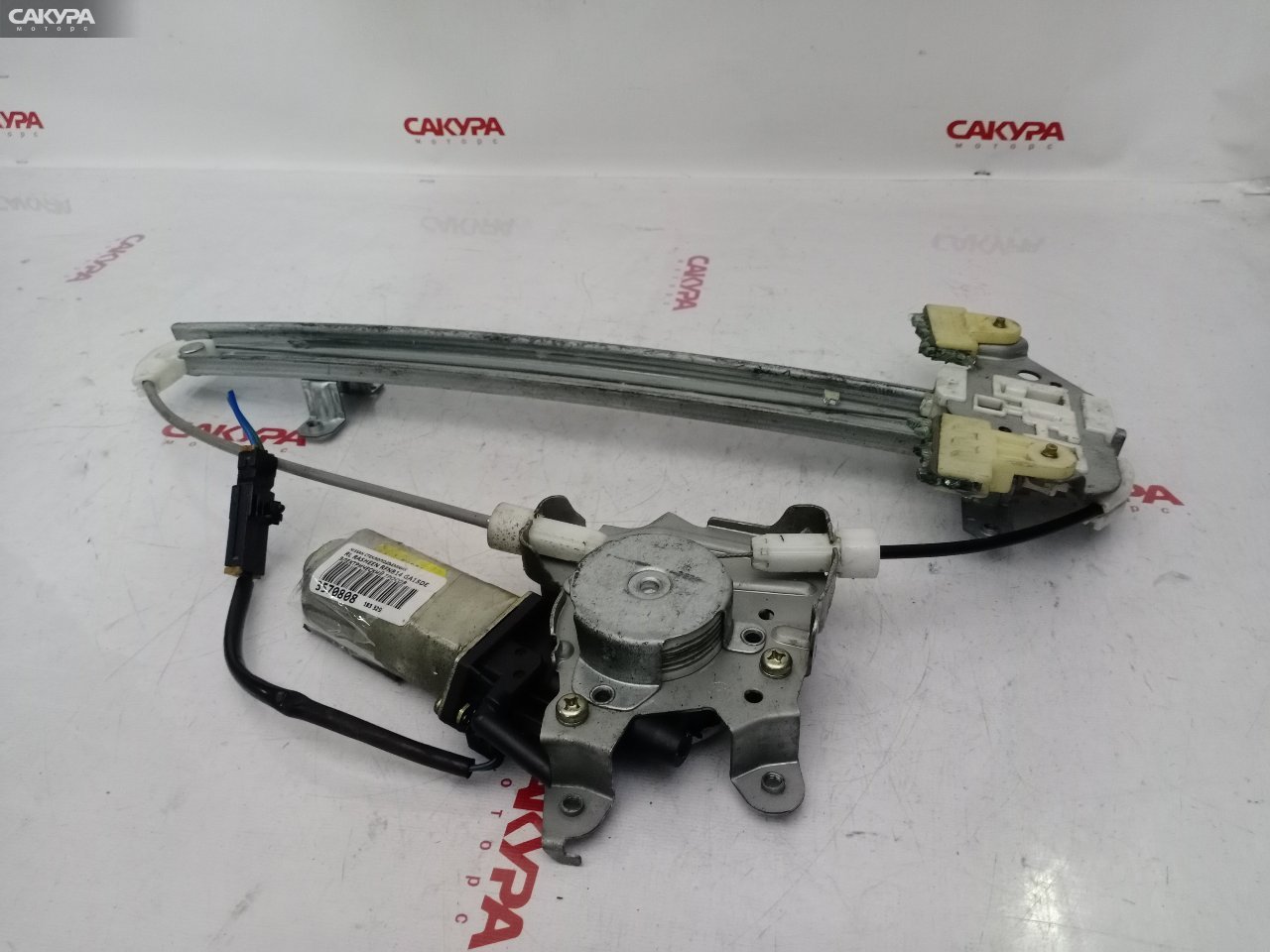 Стеклоподъемник задний левый Nissan Rasheen RFNB14 GA15DE: купить в Сакура Красноярск.