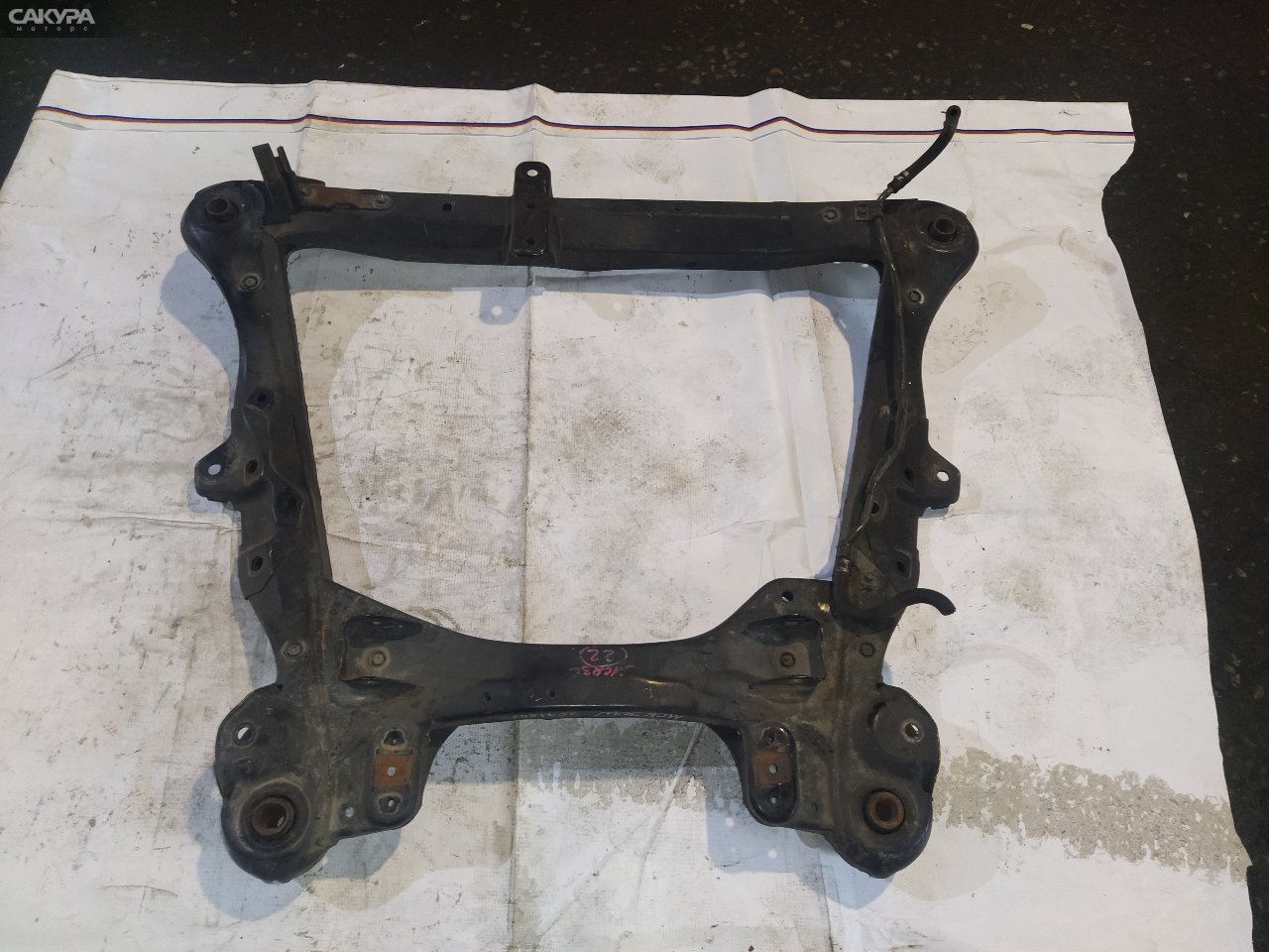 Балка поперечная передняя Toyota Estima MCR30W 1MZ-FE: купить в Сакура Красноярск.