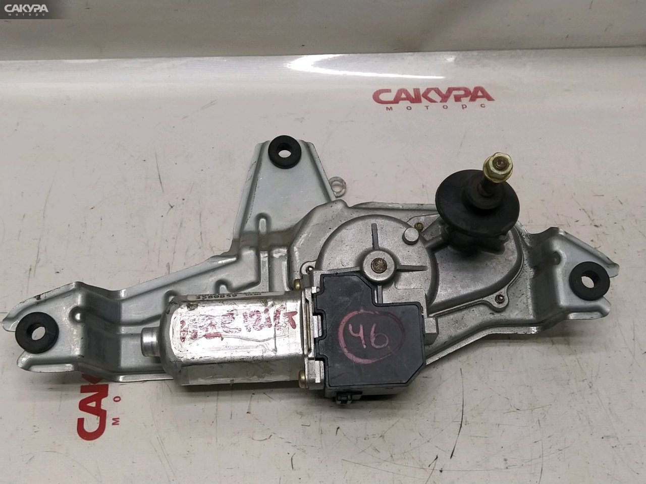 Привод дворников задний Toyota Corolla Fielder NZE121G 1NZ-FE: купить в Сакура Красноярск.