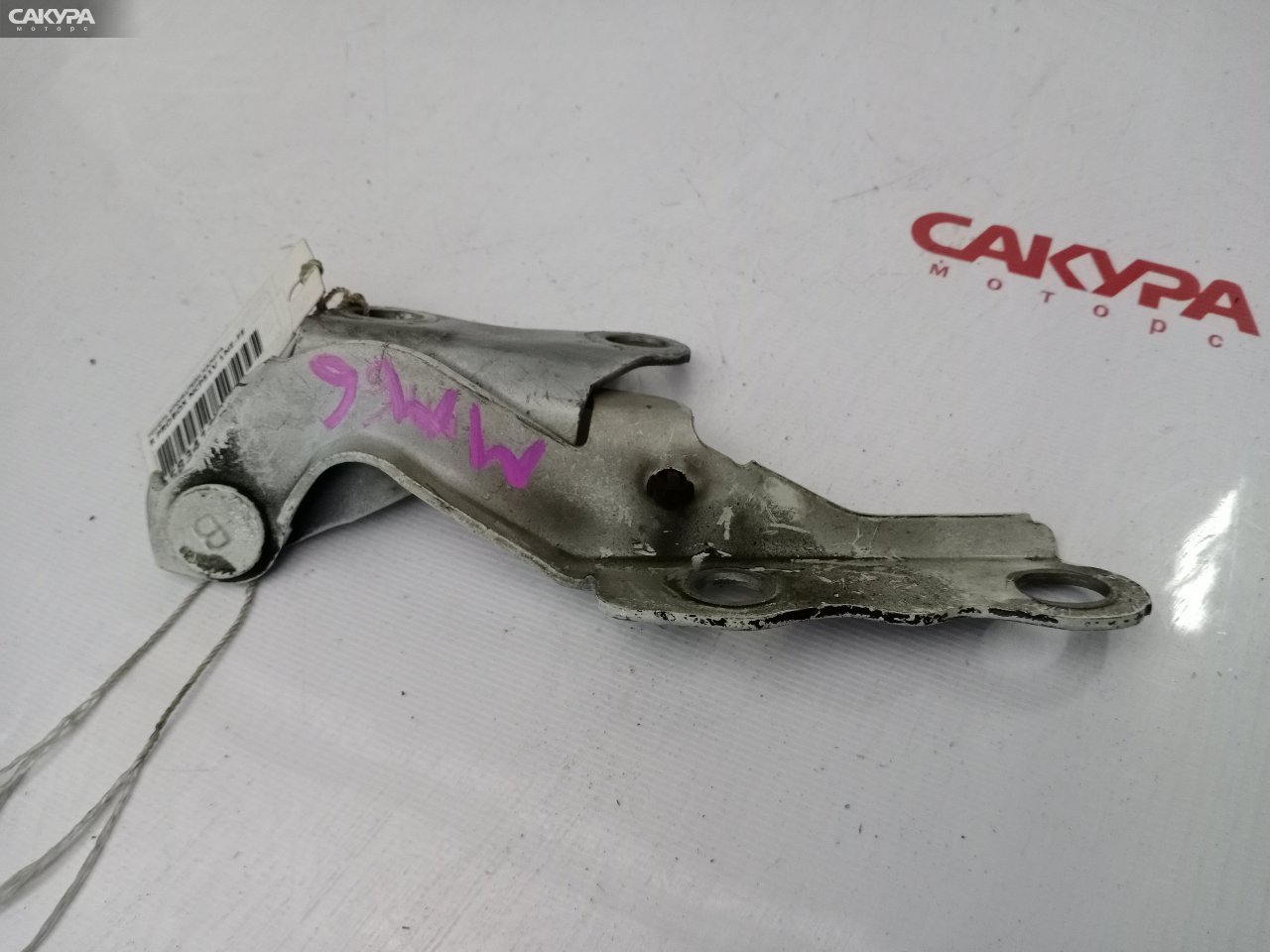 Кронштейн капота правый Toyota Probox NCP51V 1NZ-FE: купить в Сакура Красноярск.