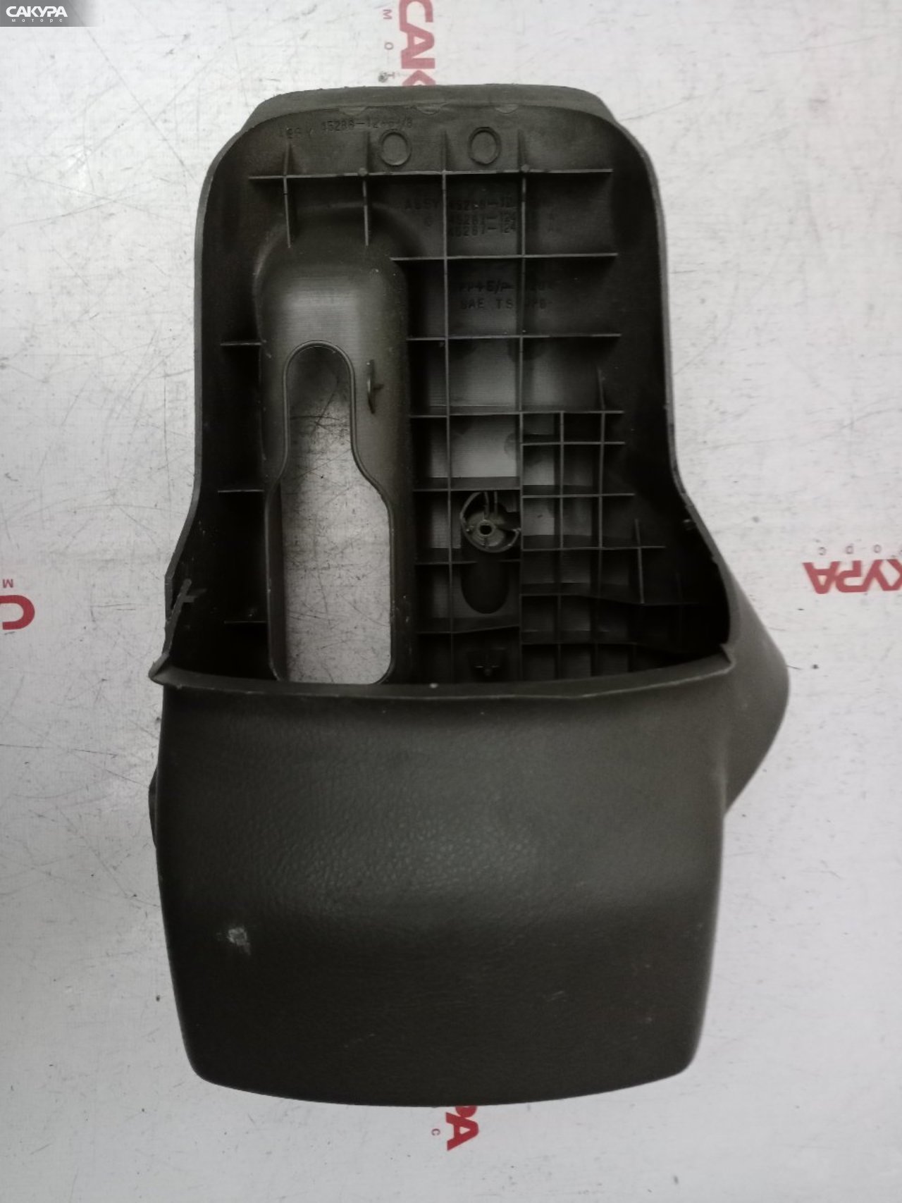 Кожух рулевой колонки Toyota Corolla Spacio NZE121N 1NZ-FE: купить в Сакура Красноярск.
