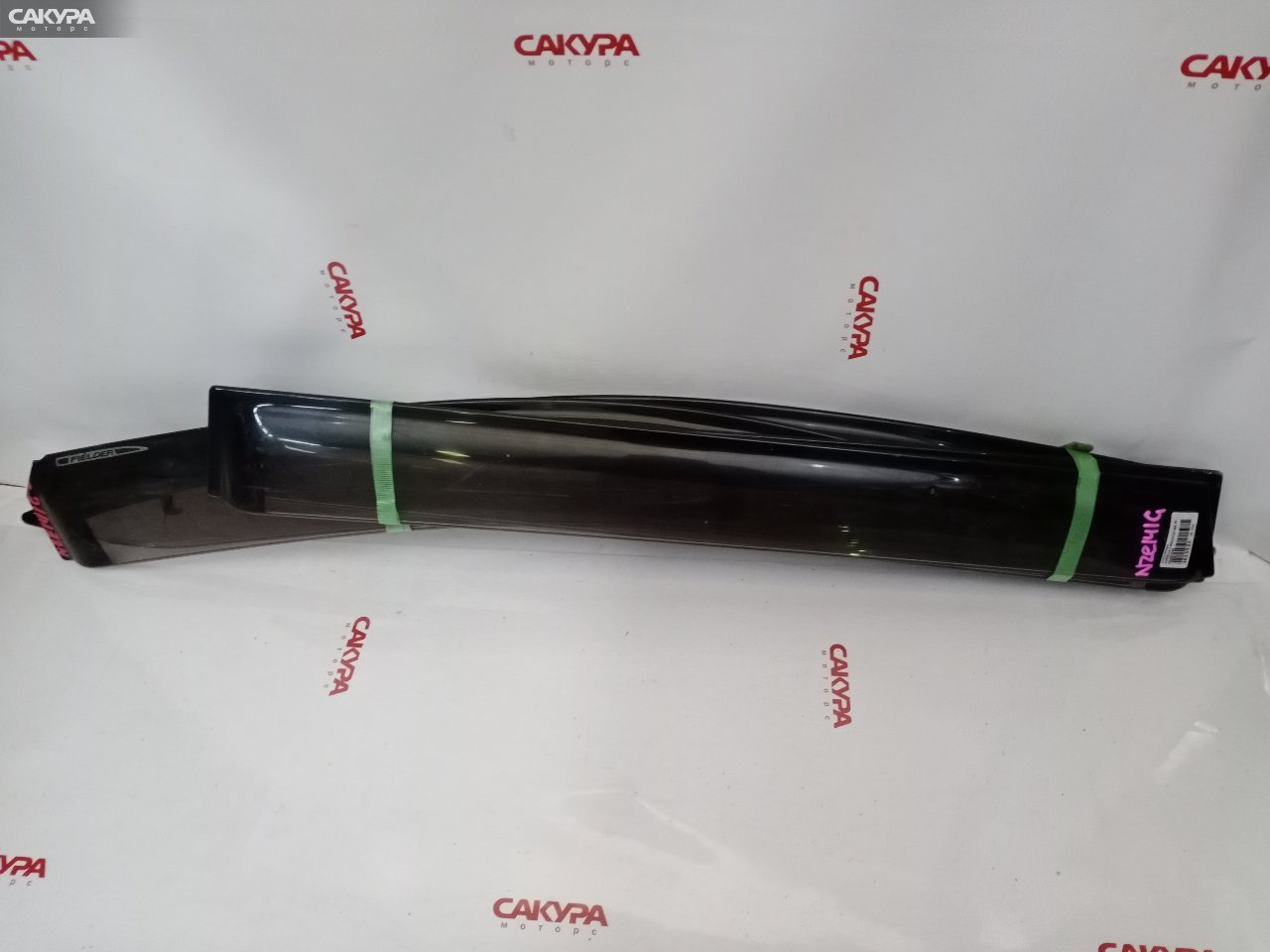 Ветровик Toyota Corolla Fielder NZE141G 1NZ-FE: купить в Сакура Красноярск.