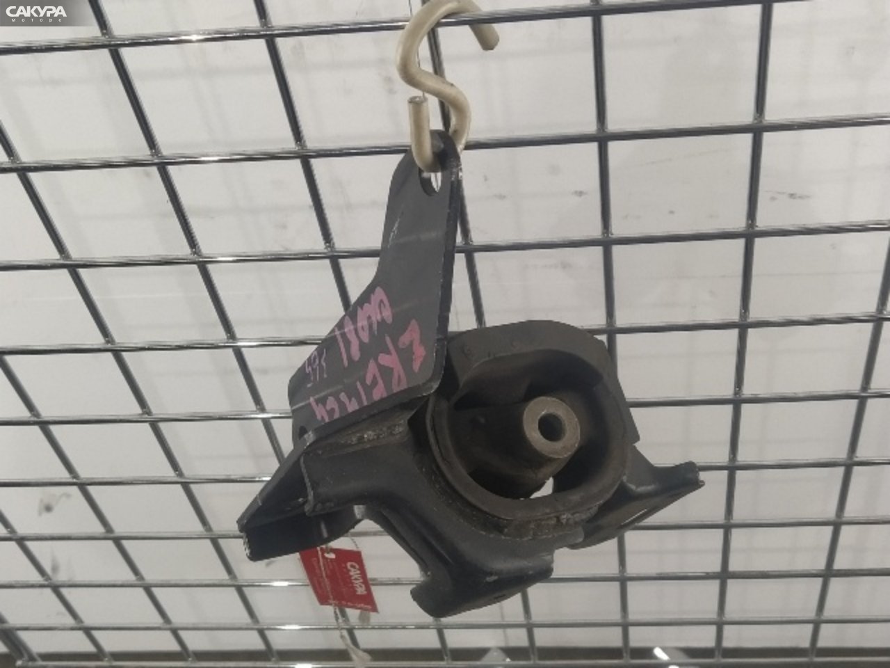 Подушка двигателя левая Toyota Corolla Fielder ZRE142G 2ZR-FE: купить в Сакура Красноярск.