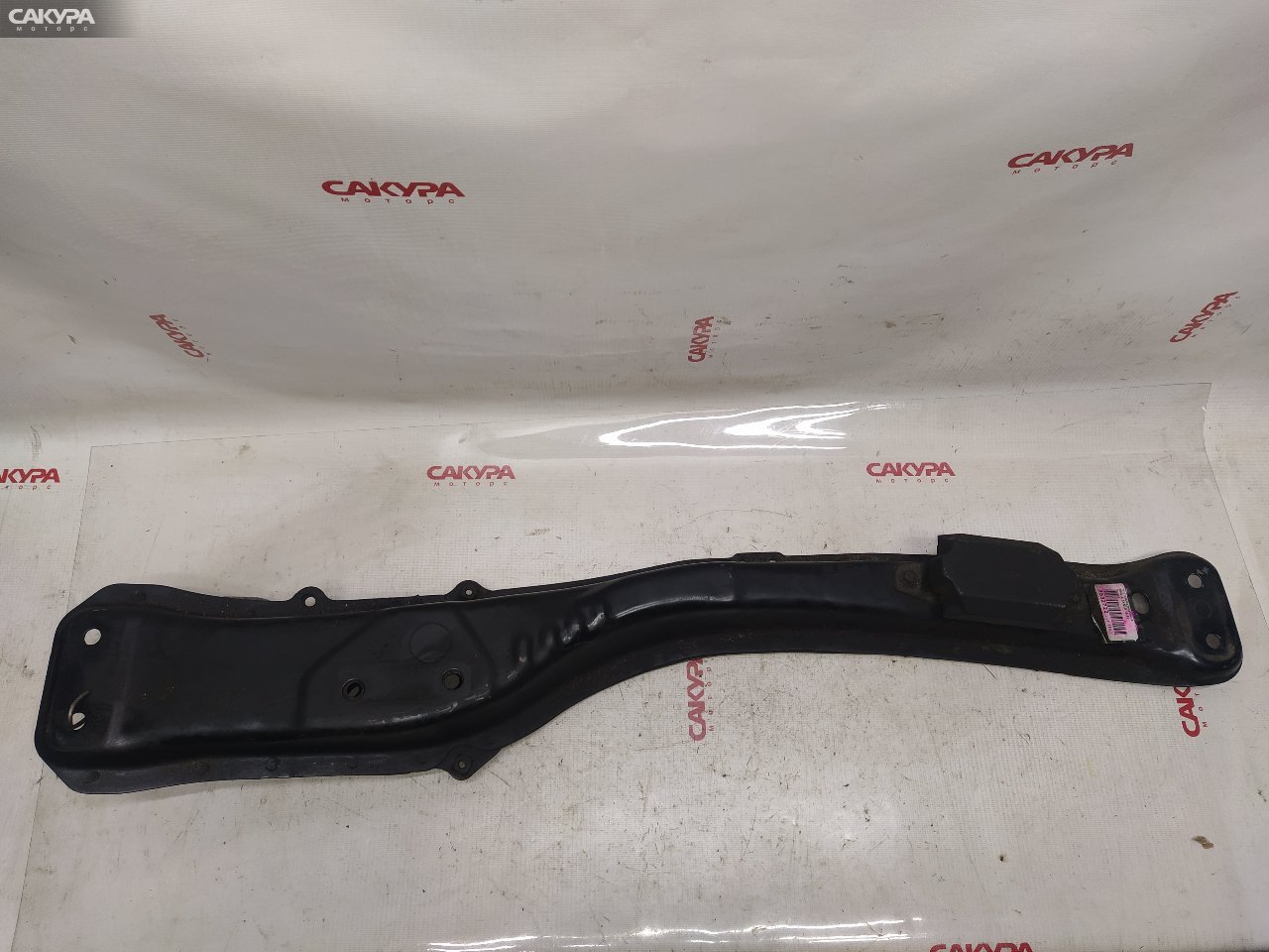 Балка продольная передняя Toyota Nadia SXN10 3S-FE: купить в Сакура Красноярск.