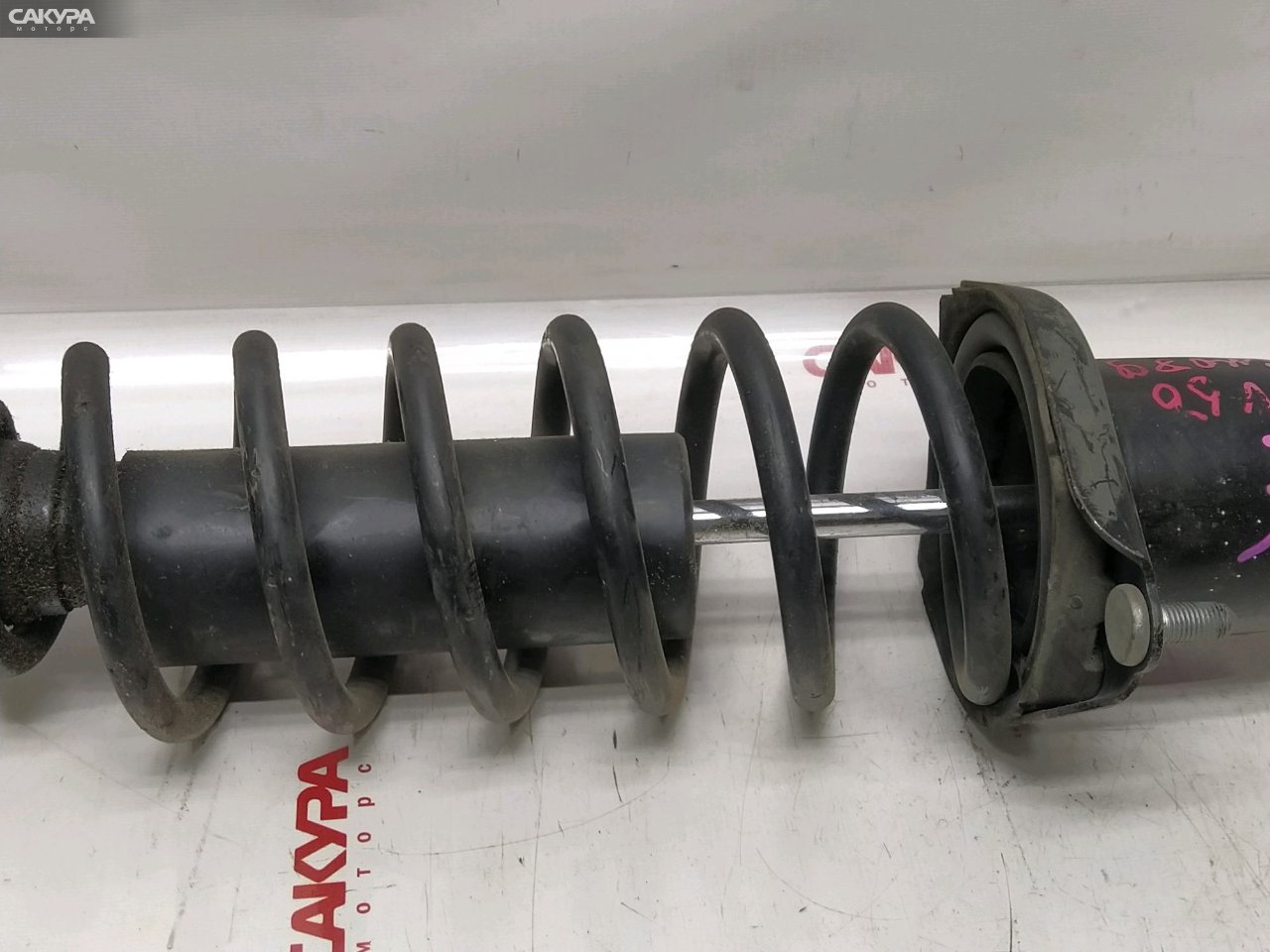 Стойка подвески задняя правая Toyota Vista Ardeo SV50G 3S-FSE: купить в Сакура Красноярск.