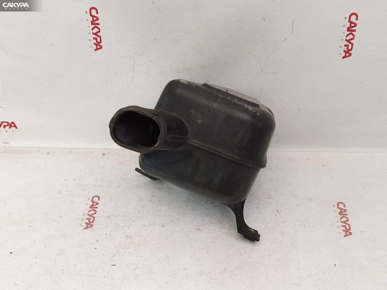 Резонатор воздушного фильтра Toyota Harrier MCU10W 1MZ-FE: купить в Сакура Красноярск.