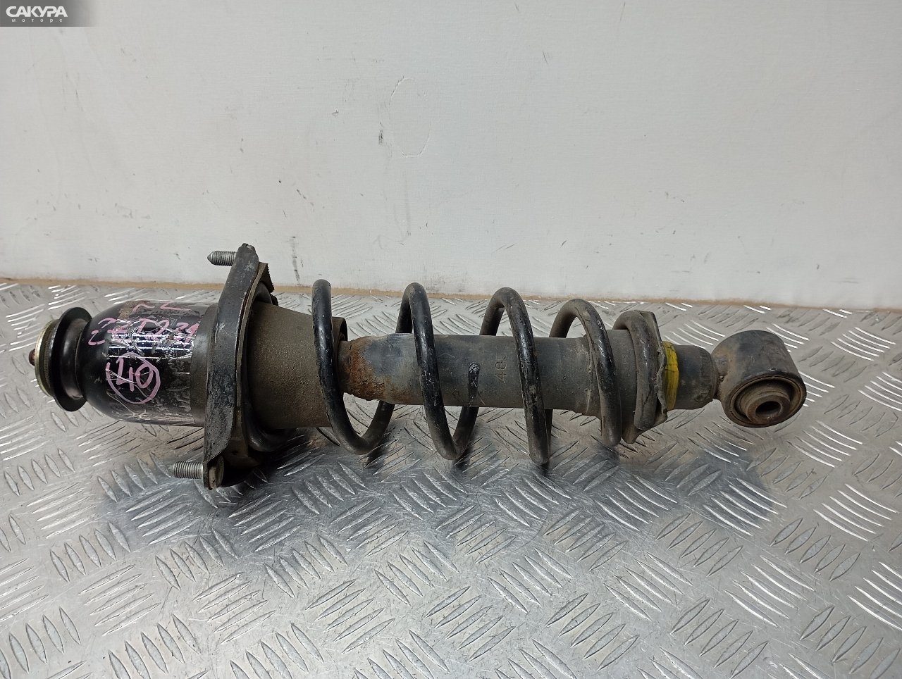 Стойка подвески задняя левая Toyota Celica ZZT231 2ZZ-GE: купить в Сакура Красноярск.